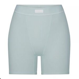 Skims Cotton Rib Boxer in Frost